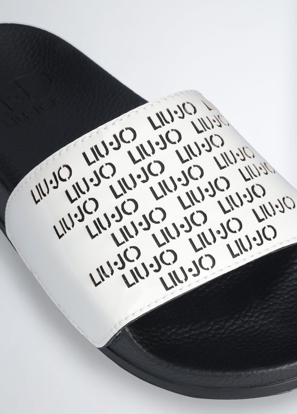 BA5095EX004S100541-white