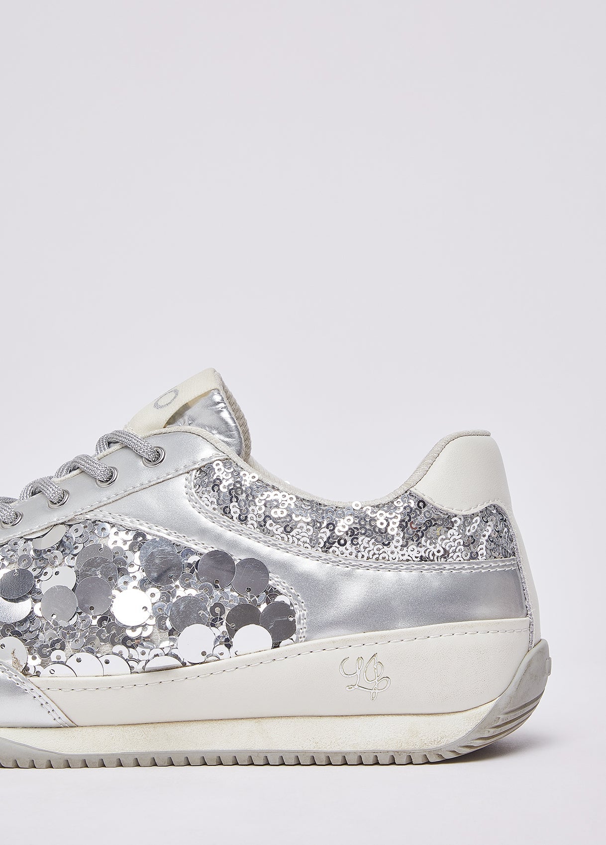 BA6093EX0060053239.5-Silver