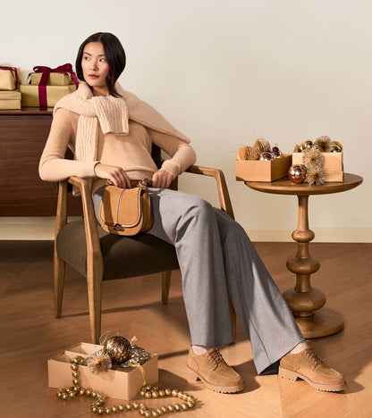 W34564:CH GOLDEN HONEY SUEDE