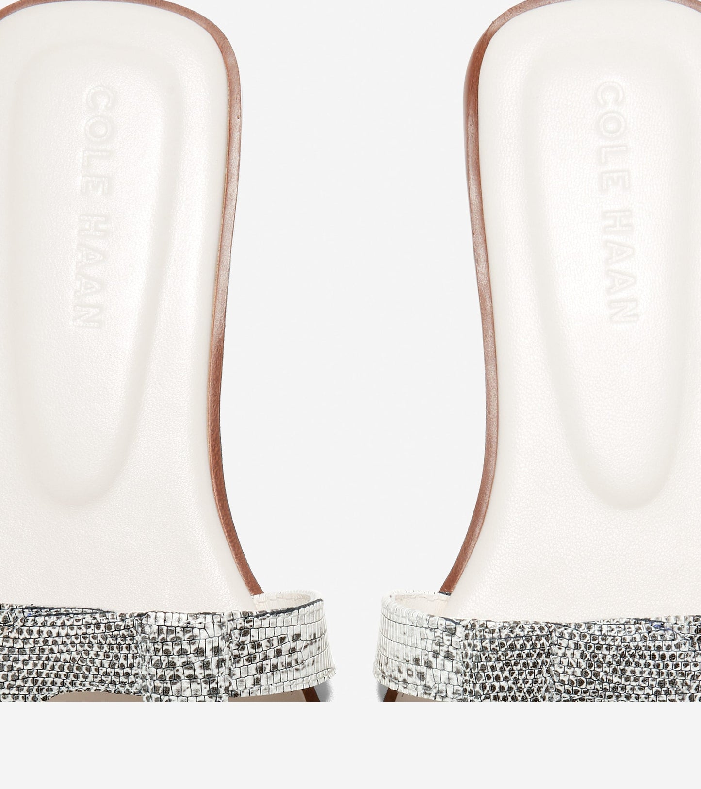 W30797:RING LIZARD PTR LTR/IVORY LTR