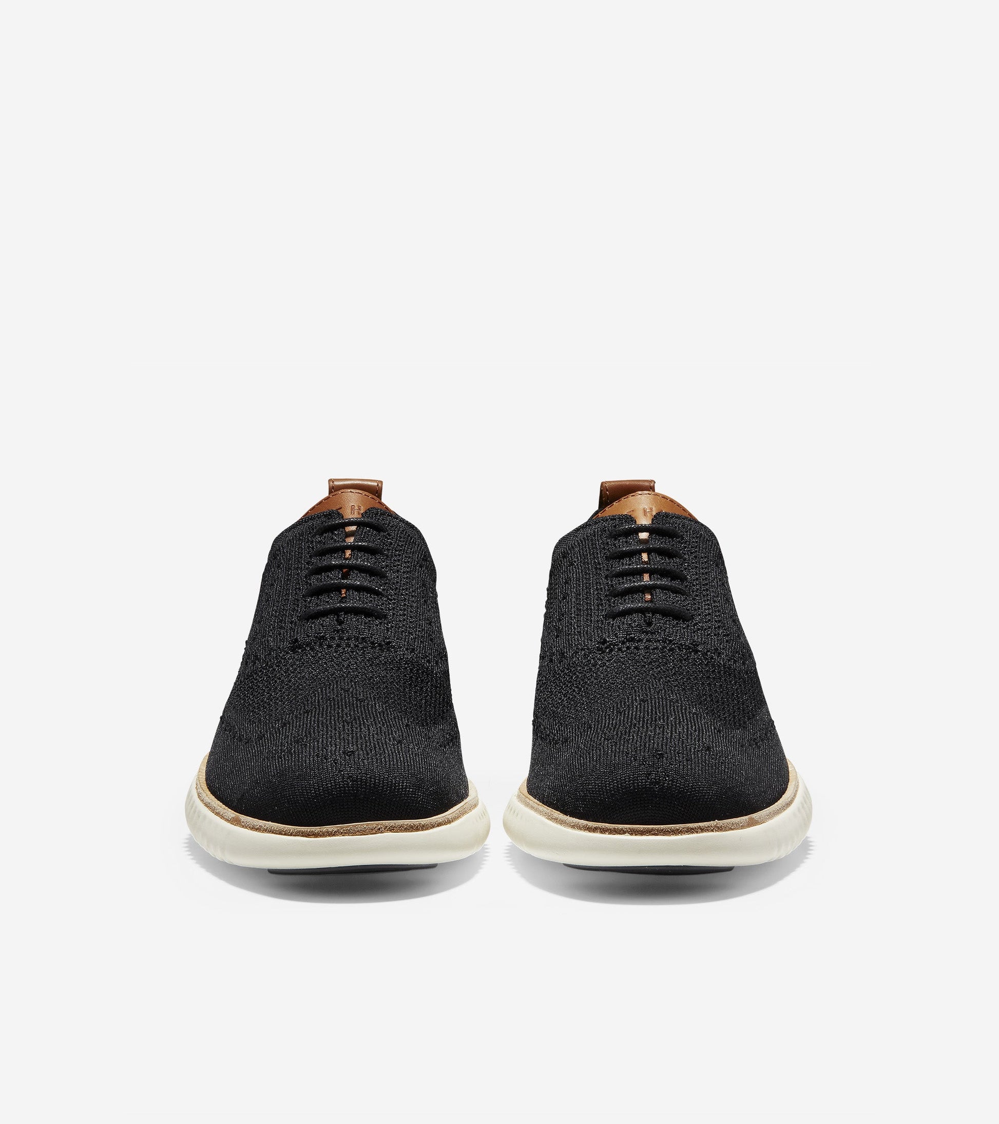 ColeHaan-2.ZERØGRAND Wingtip Oxford-c27568-Black Stitchlite™-Ivory