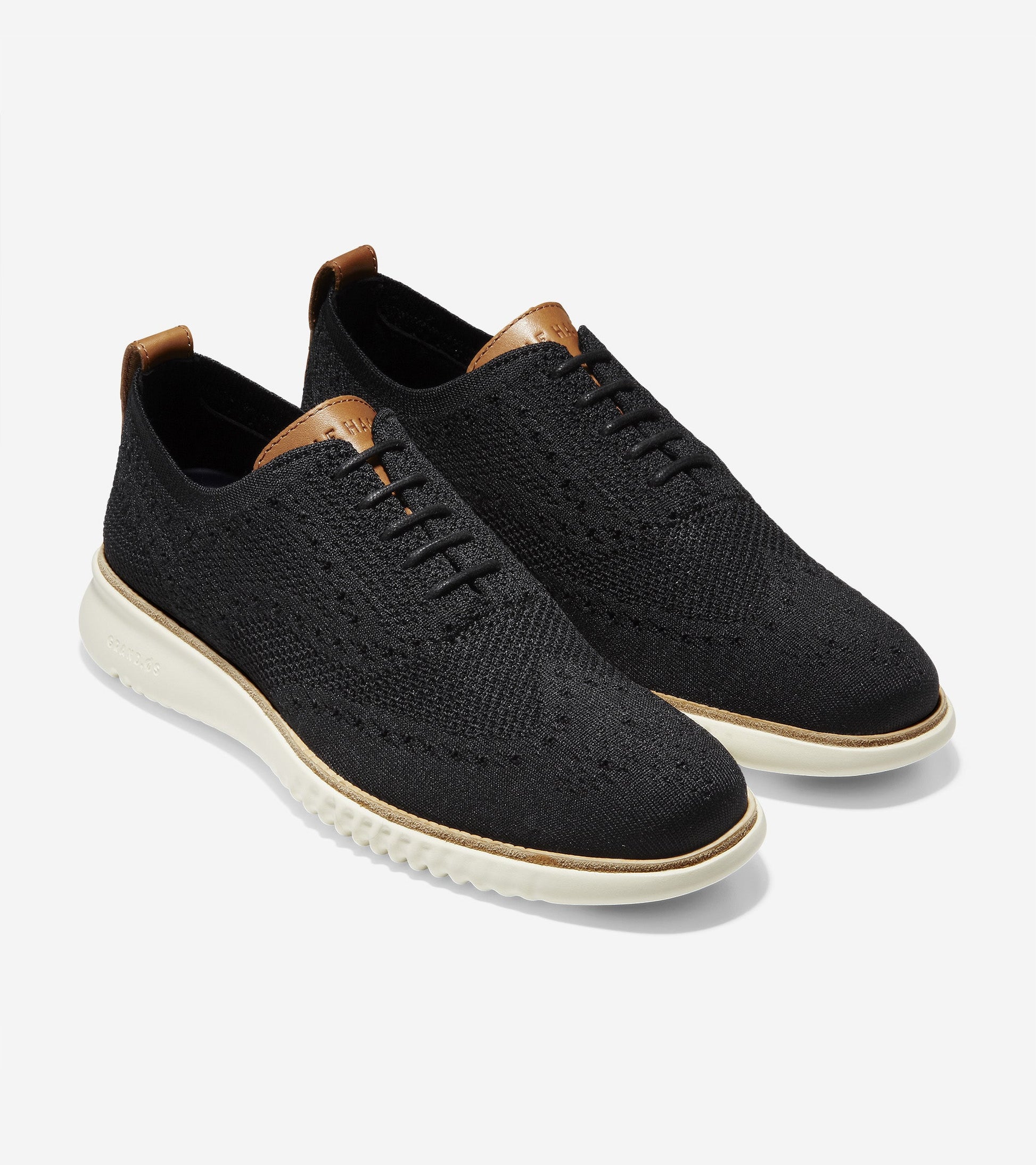 ColeHaan-2.ZERØGRAND Wingtip Oxford-c27568-Black Stitchlite™-Ivory