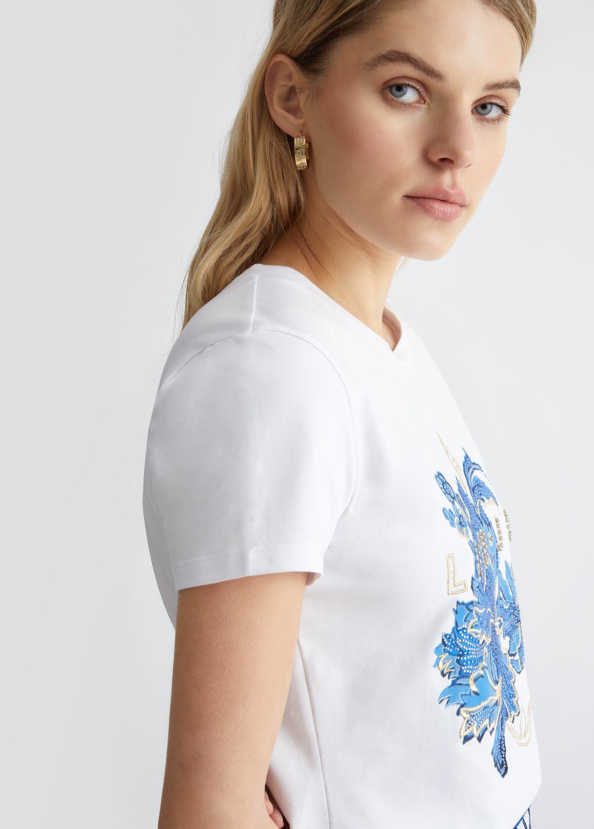 CA4440J5003N917044-white/blue