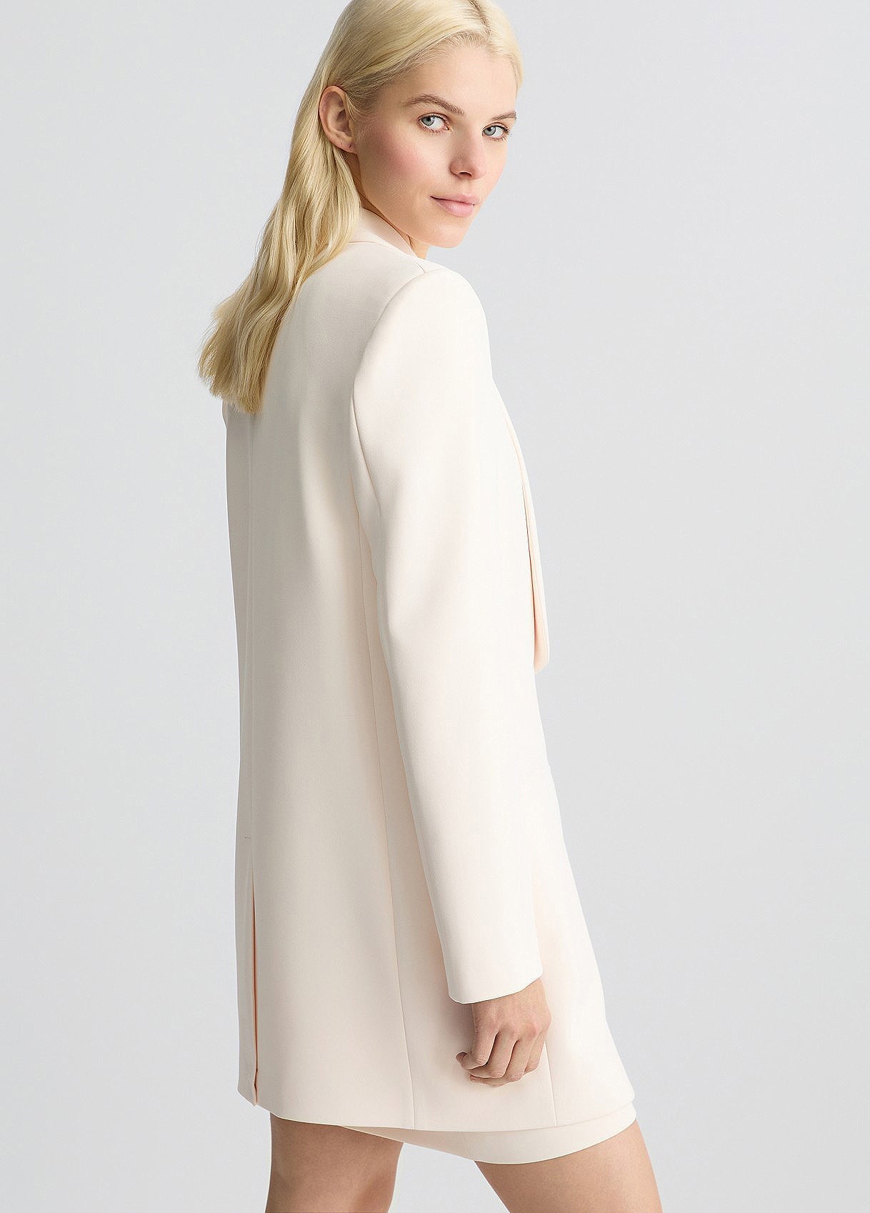 CA5075T2527X065942-cream