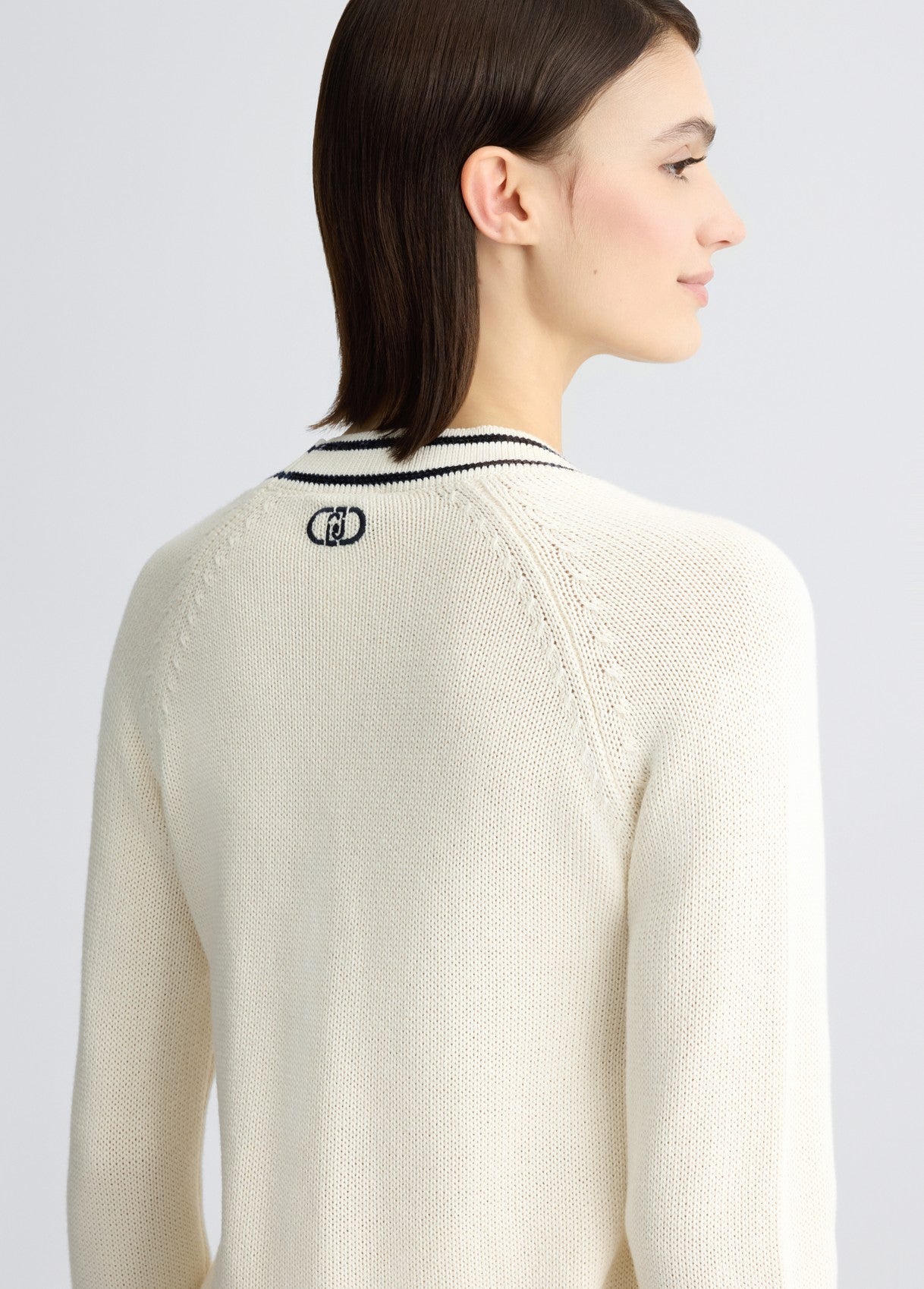 CA5110MS016M9090XS-white