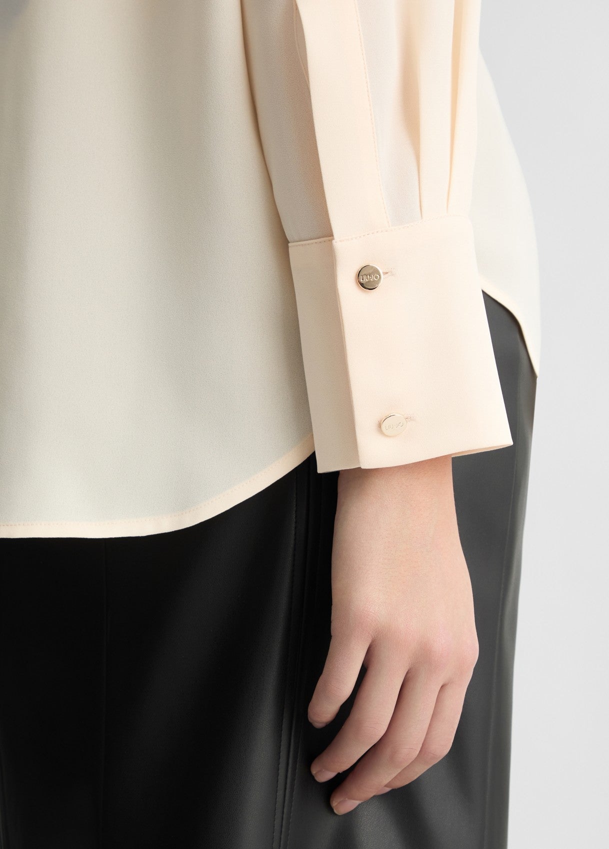 CA5201TS066X065938-cream