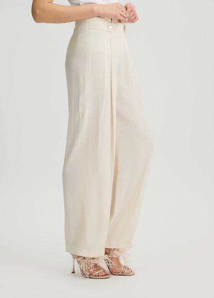 CA5324T1963X065738-white