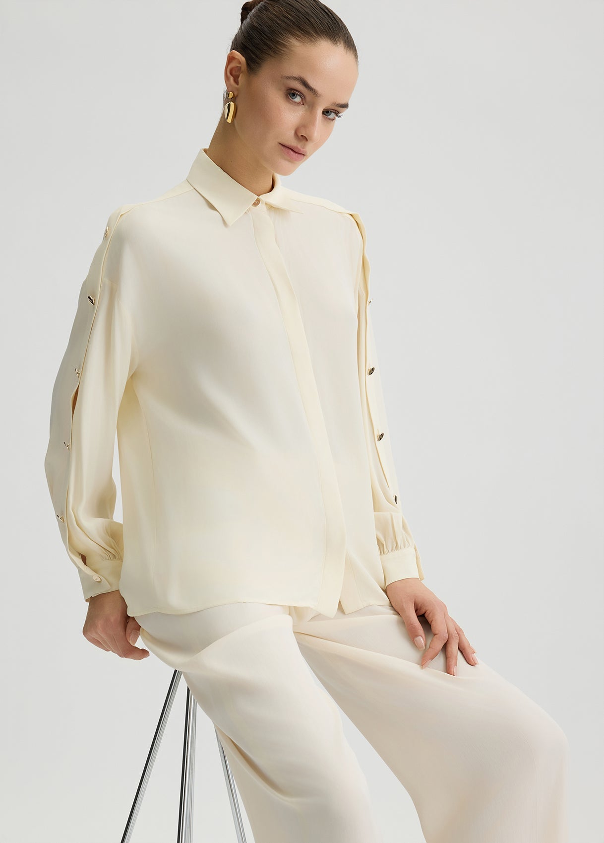 CA5397T1963X065742-white