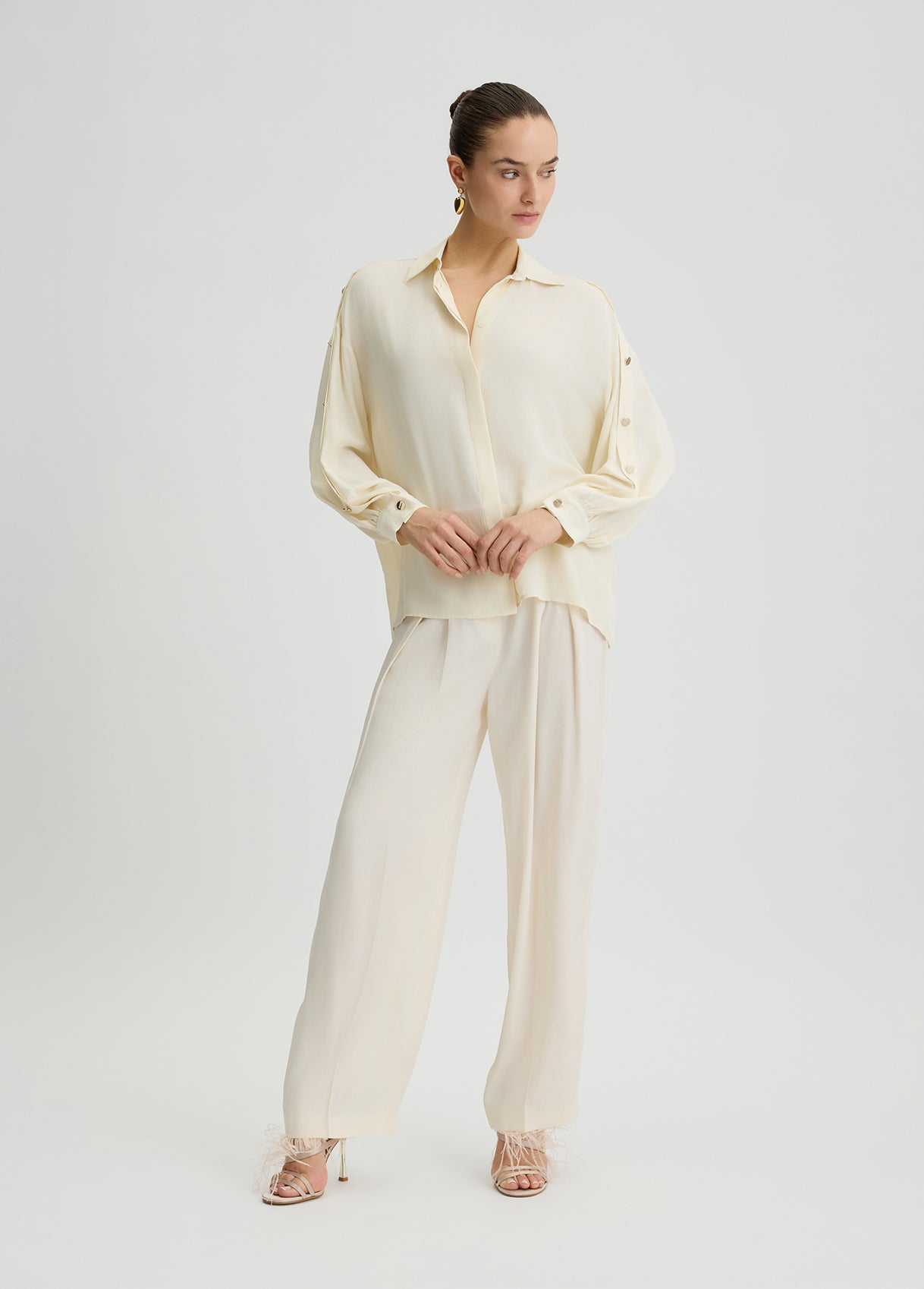 CA5397T1963X065742-white