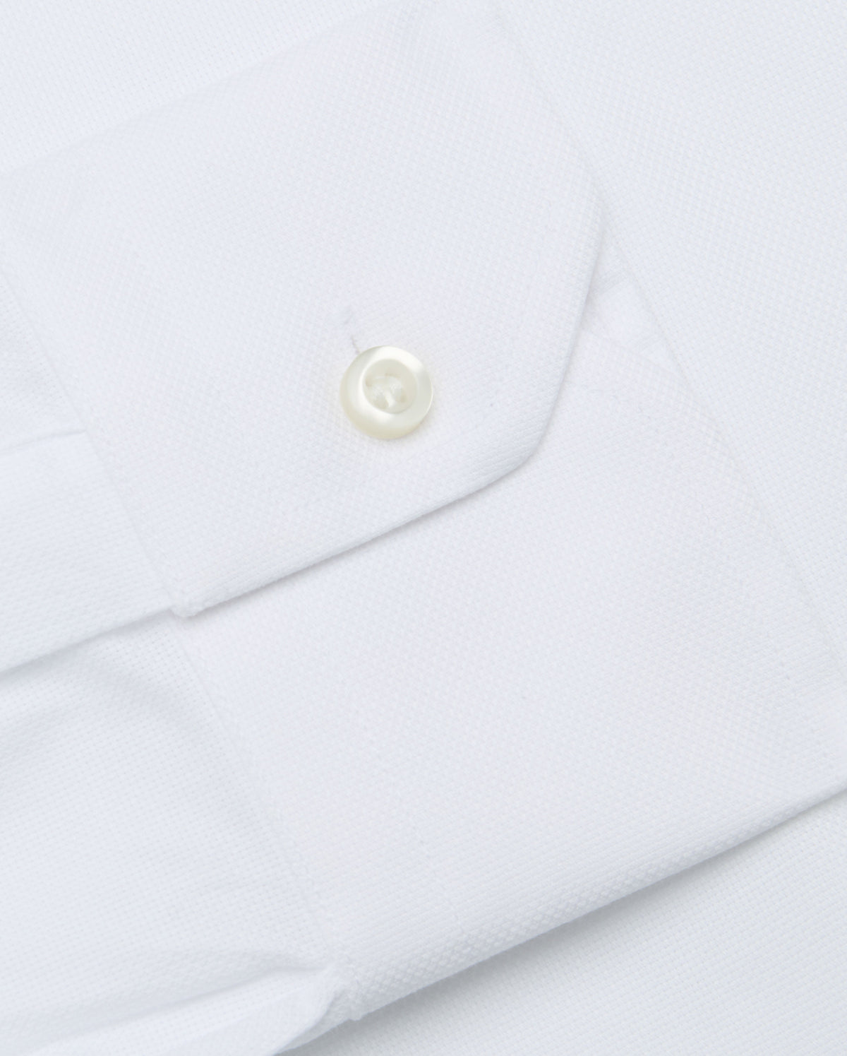 CATANIAH02781WHITE