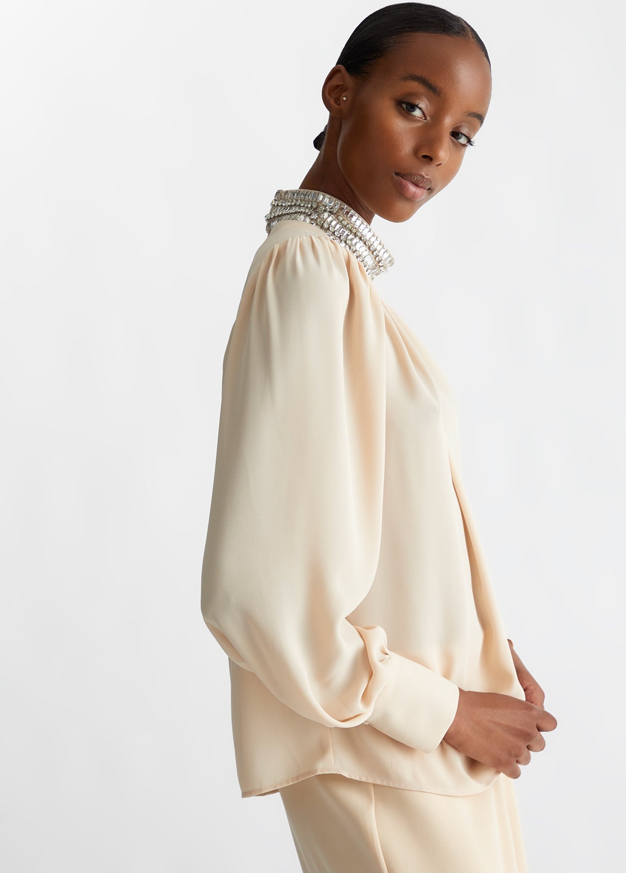 CF4120TS067X059538-light beige