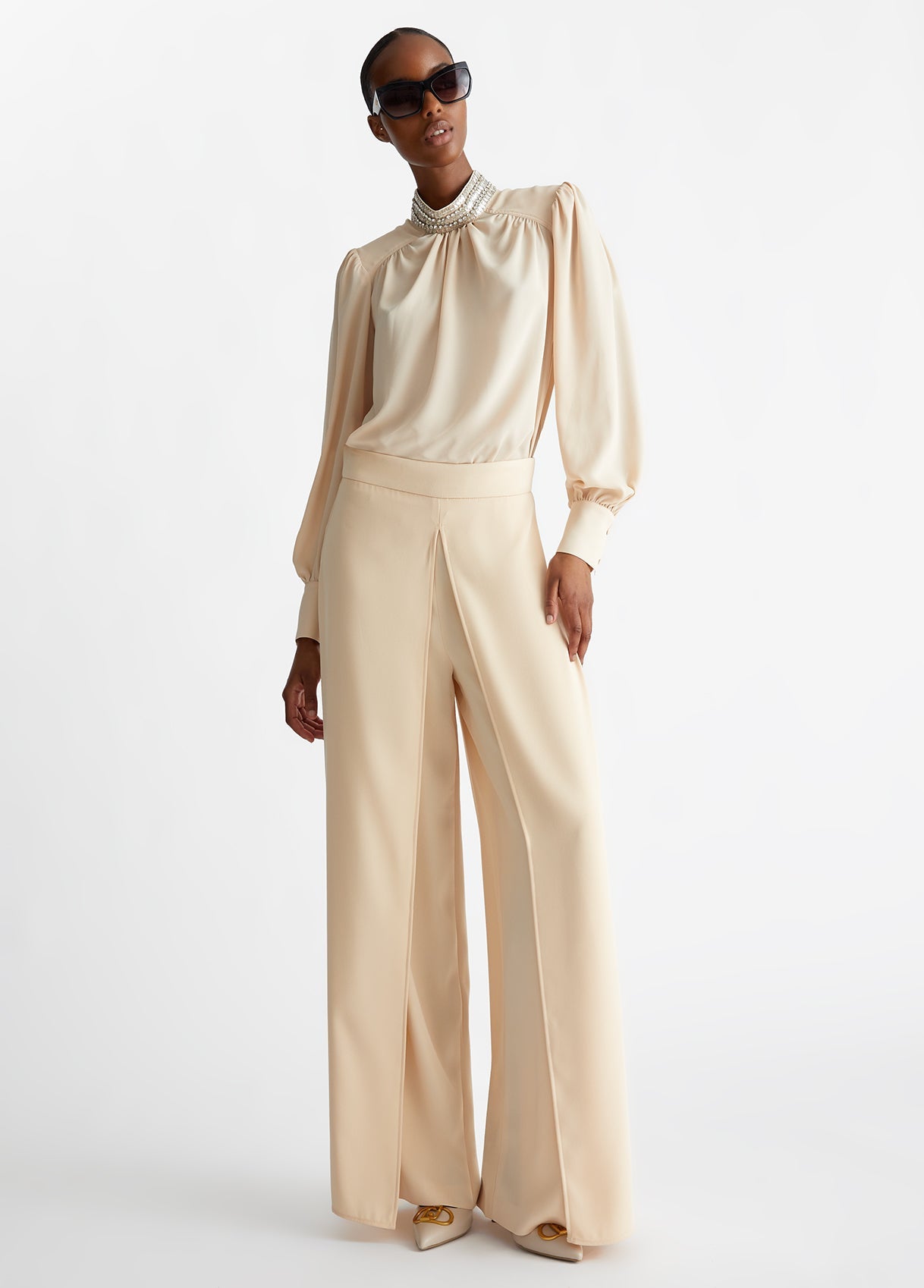 CF4120TS067X059538-light beige