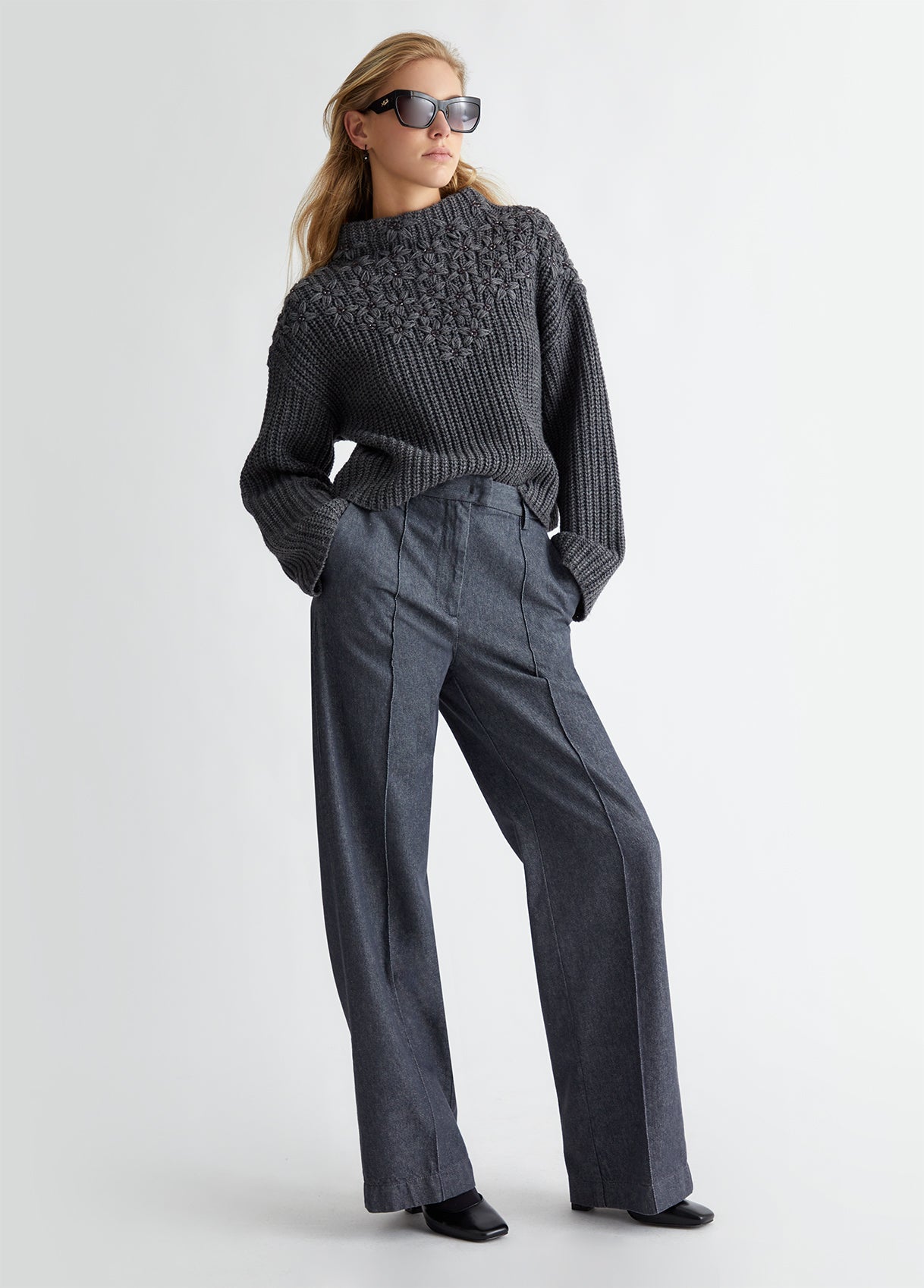 CF4203D49308701824-grey denim