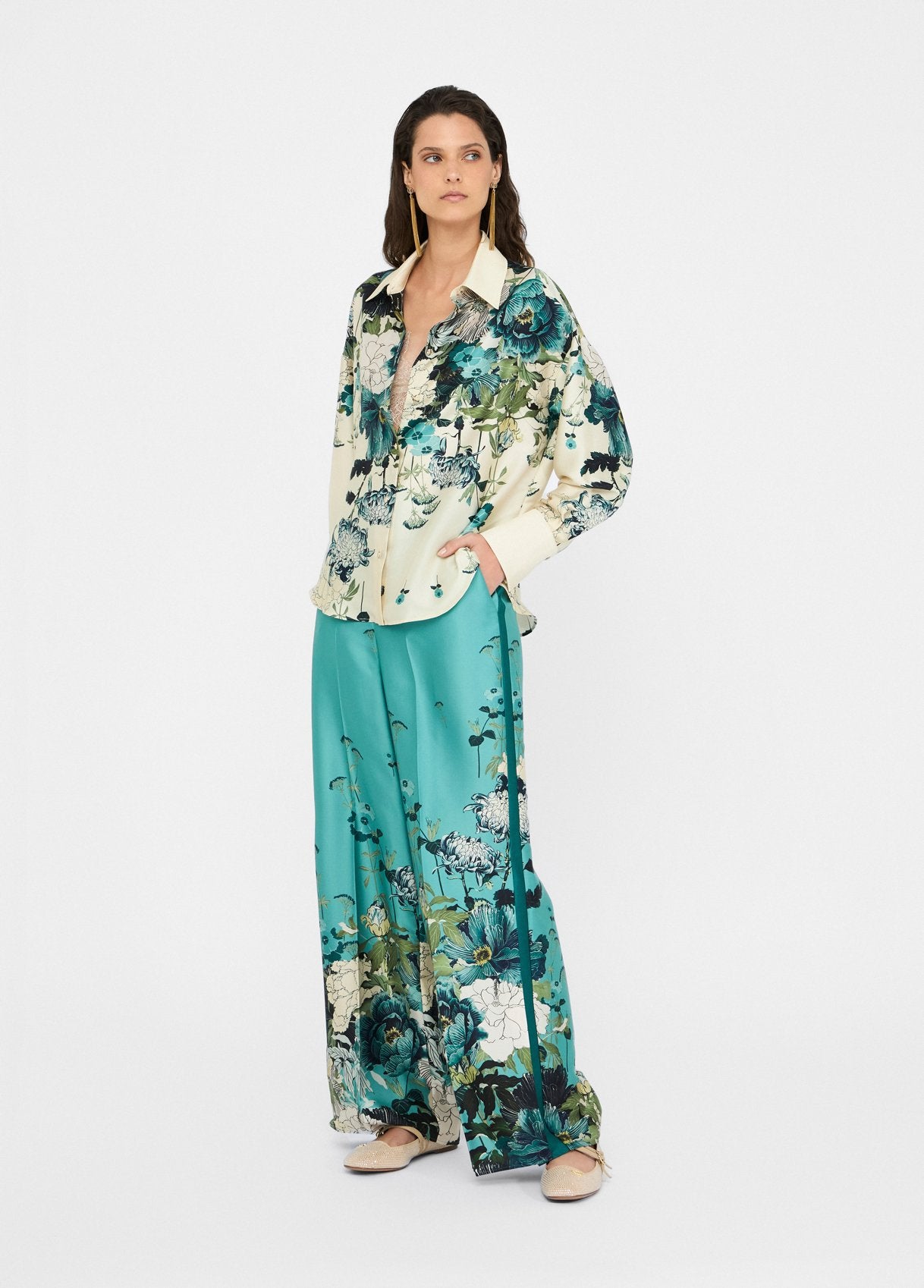 CF5301TS555M971642-azure blue with flowers