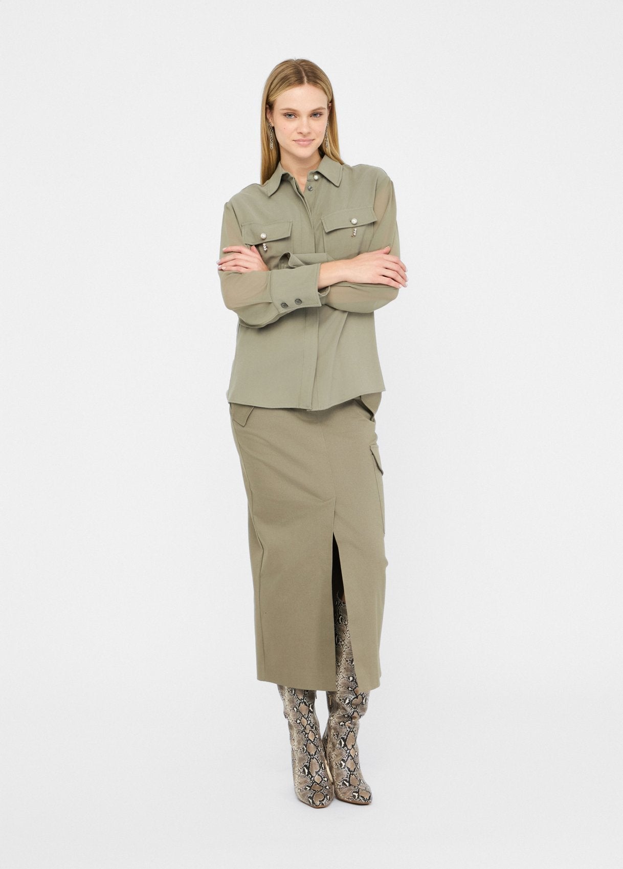CF5349T026AX070738-asparagus green