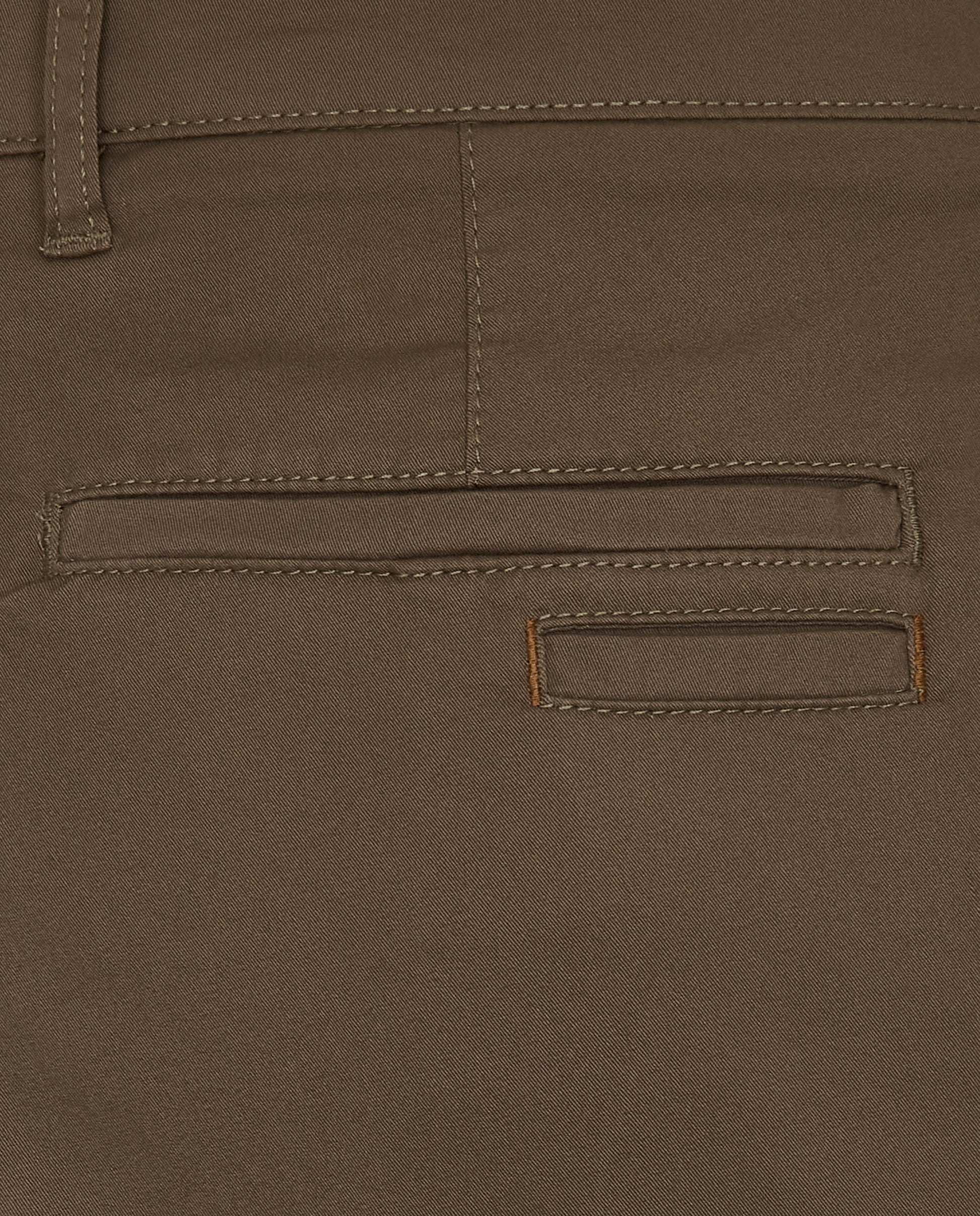 CNPTAKPBG0P2158BROWN