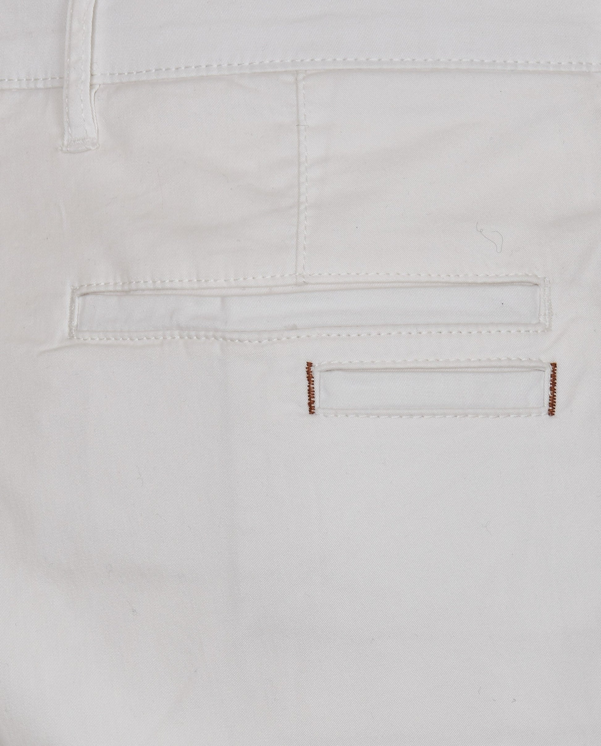 CNPTAKPBG0P2158WHITE