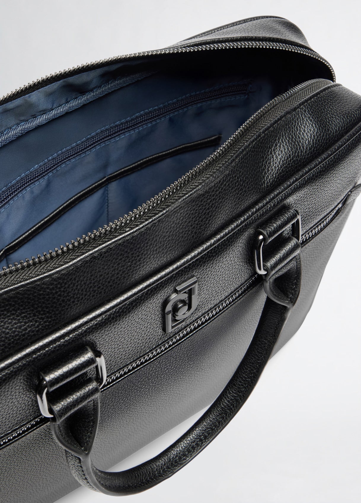 DA5026E102122222T.U.-black