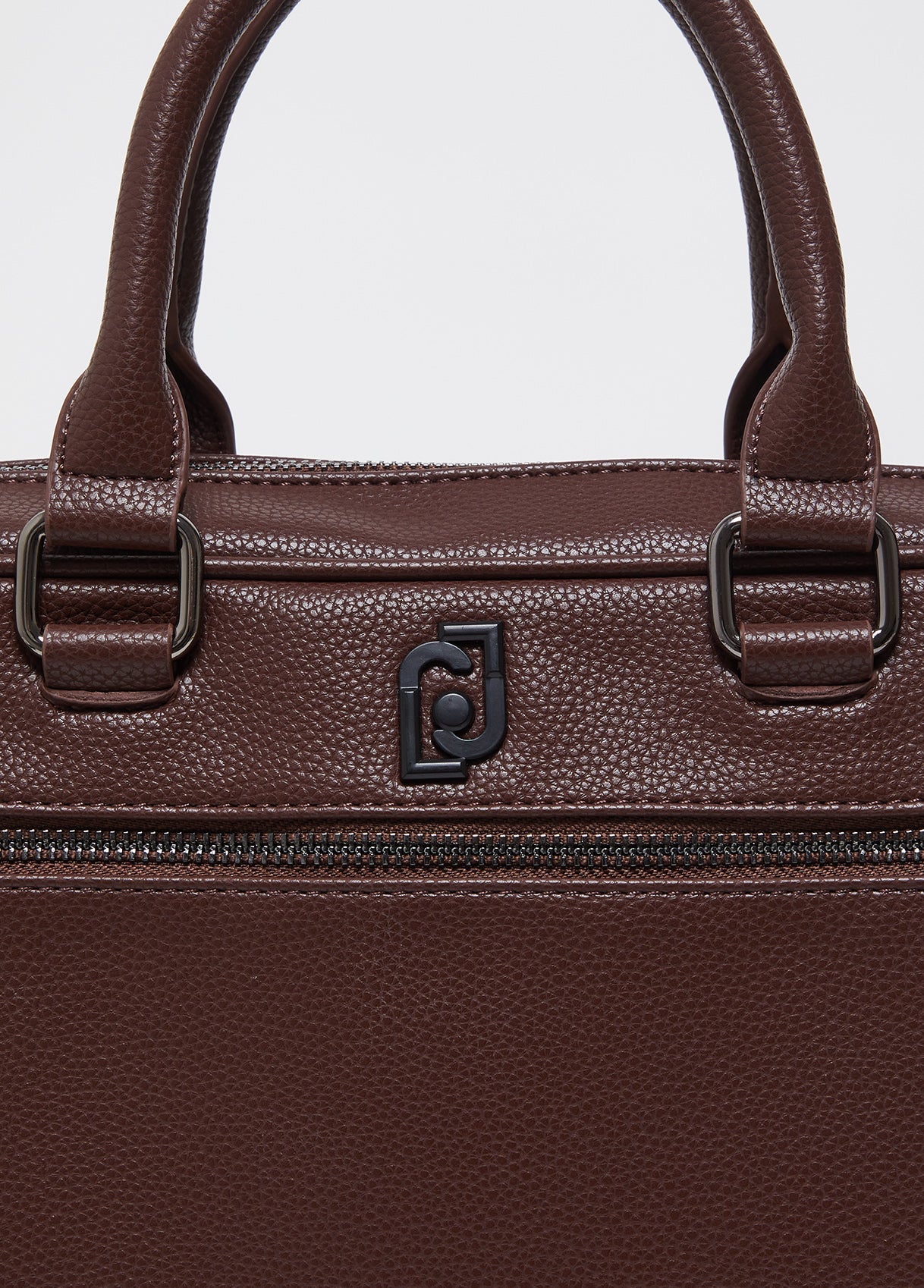 DA5026E102190840T.U.-chocolate