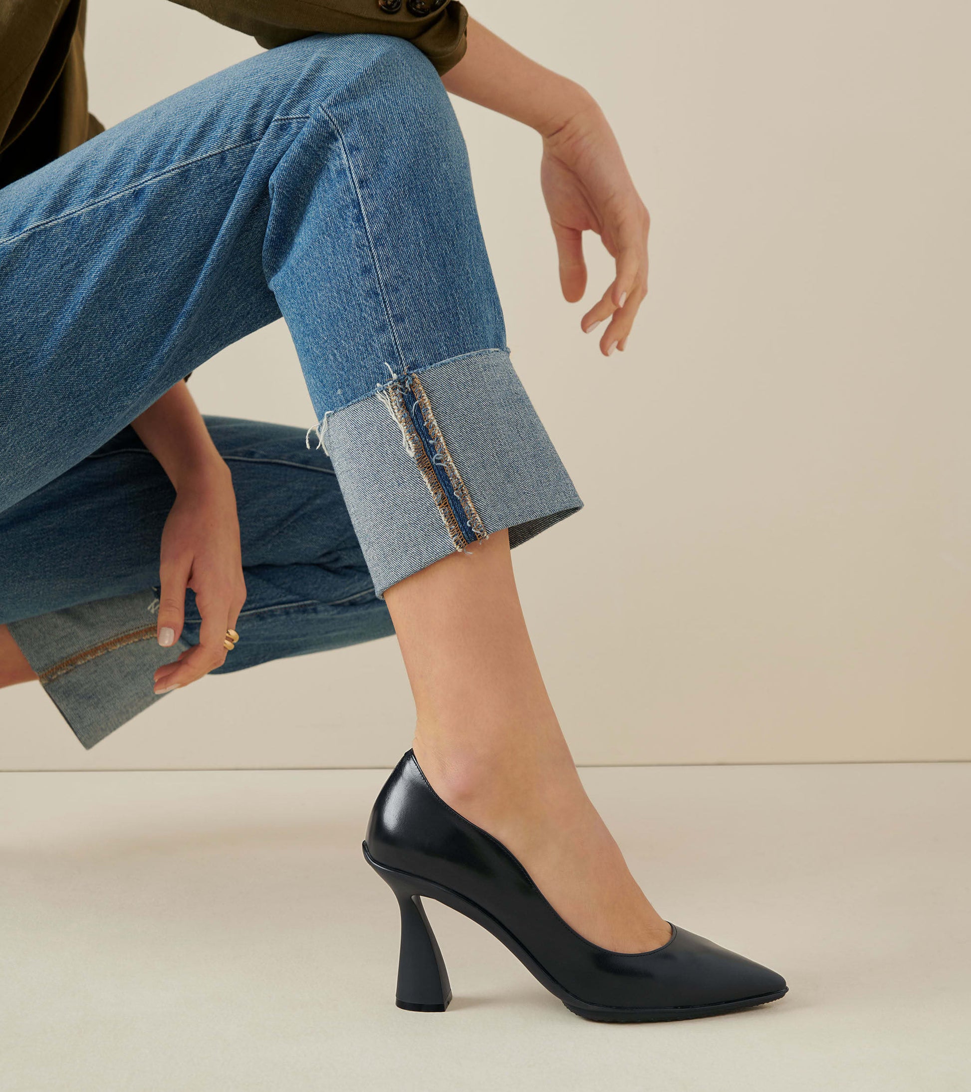 w27684-Women's Grand Ambition York Pump-Black