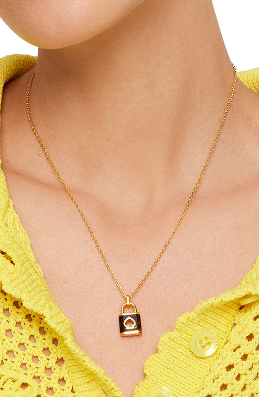 KD318-lock and spade mini pendant-Gold/Tortoise