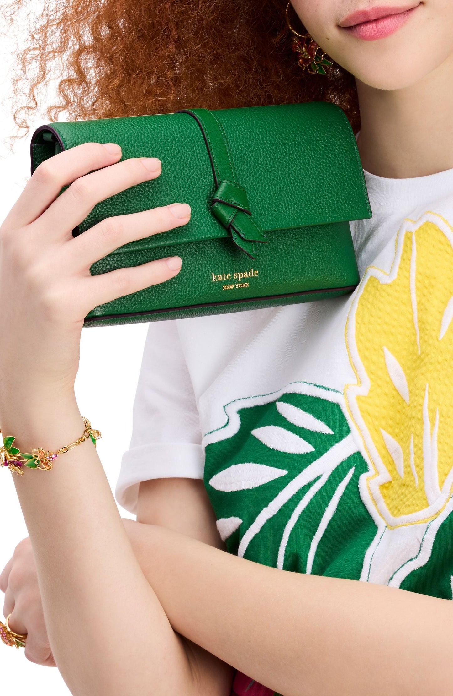 Knott Flap Chain Crossbody