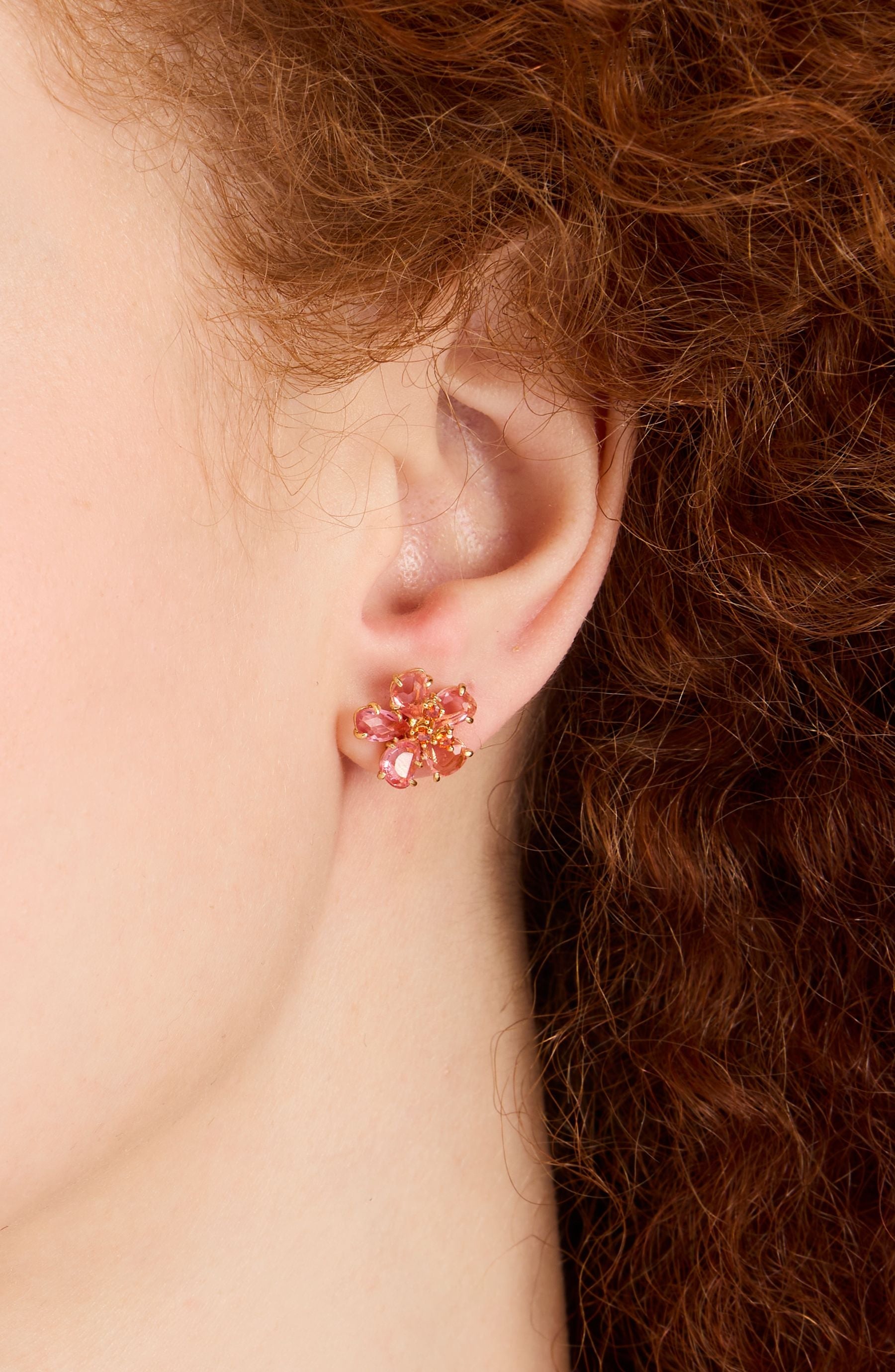 KH555-FLOWER STUDS
