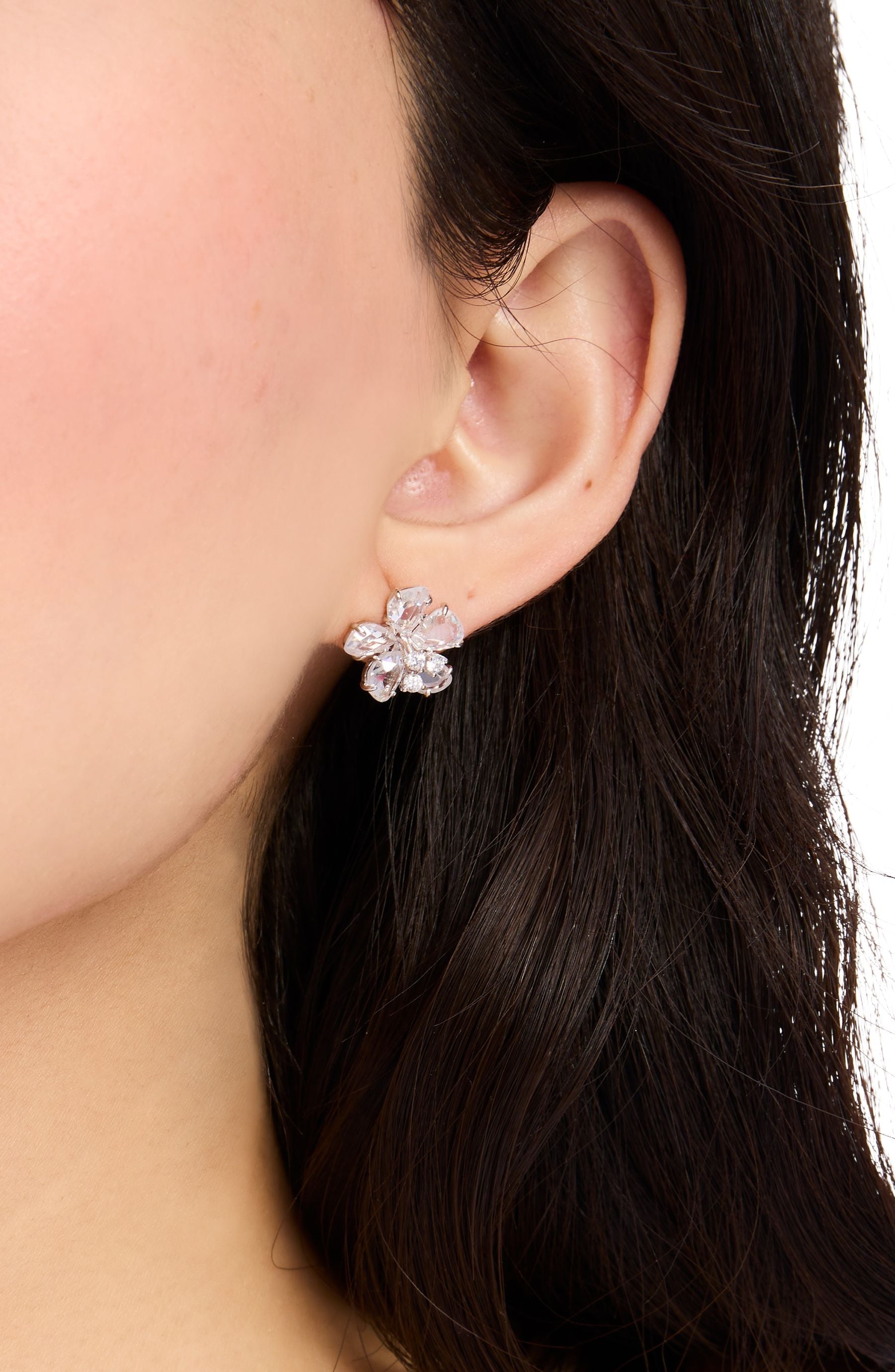 KH556-FLOWER STUDS