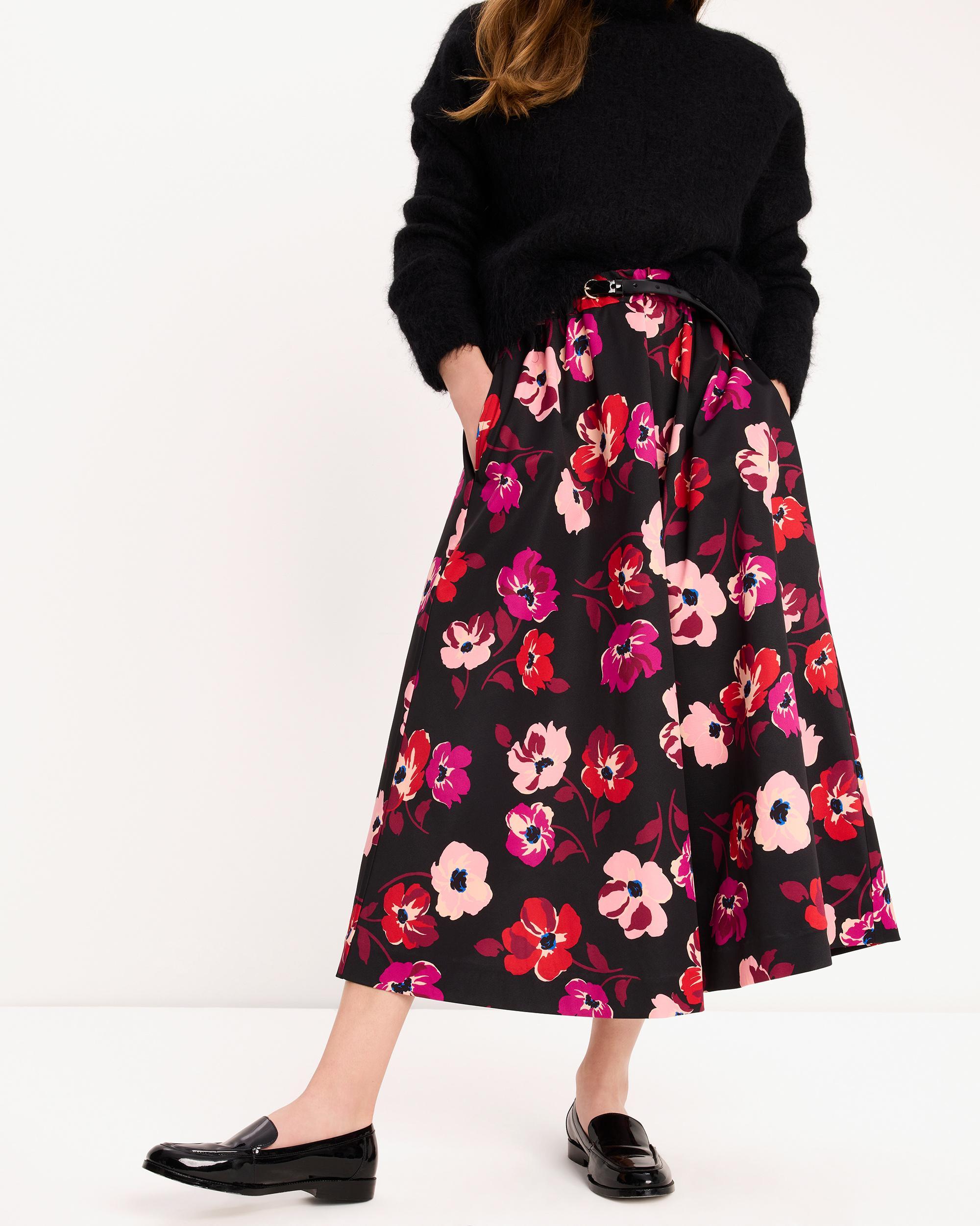 KI286-Fall Poppies Midi Skirt-Black