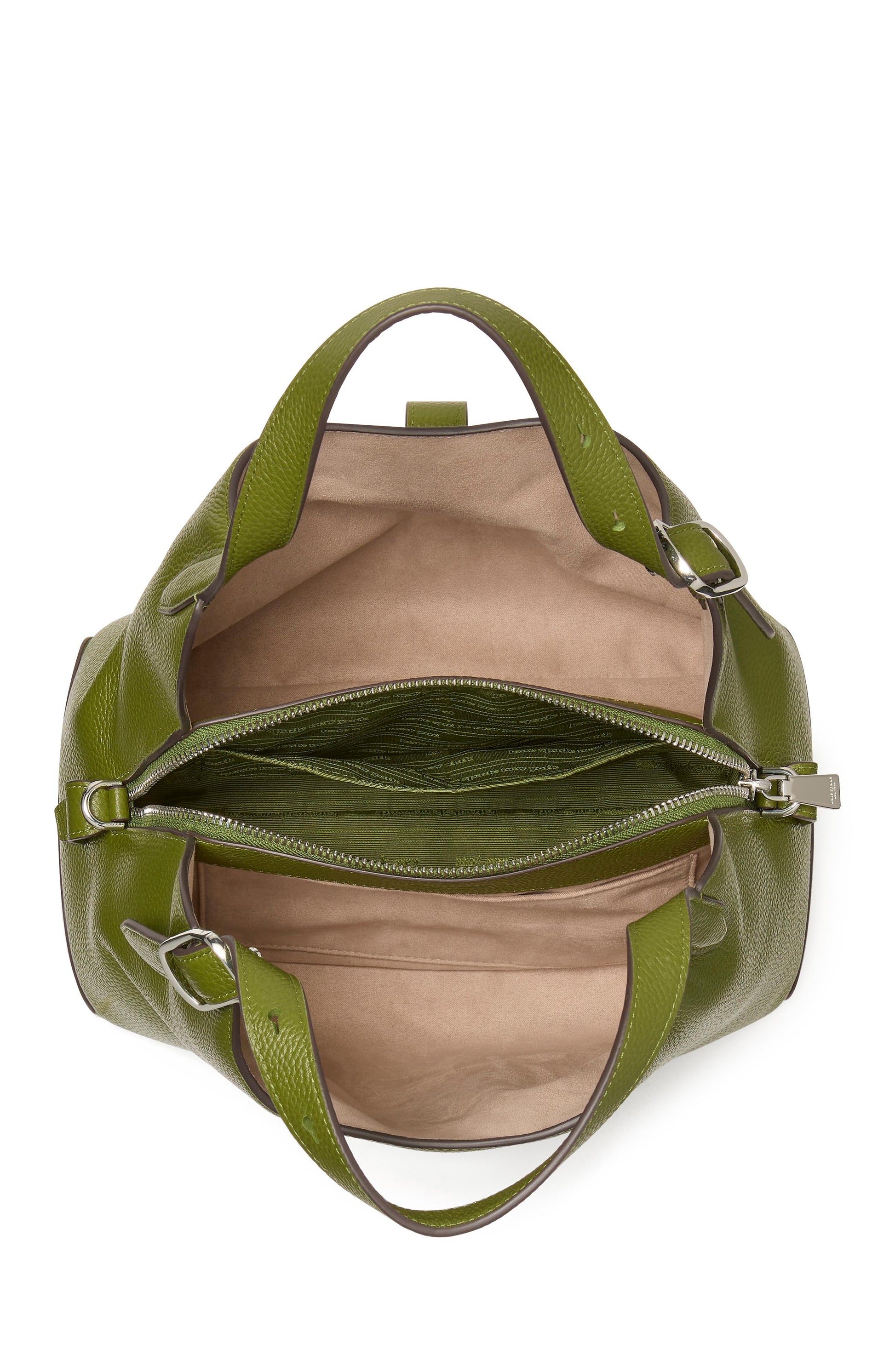 KI557-Deco Crossbody Tote-Jungle Vine