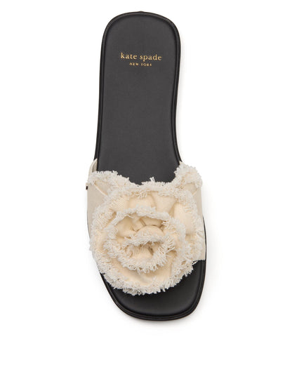 KM102-Flourish Flat Sandal-Cream/Black