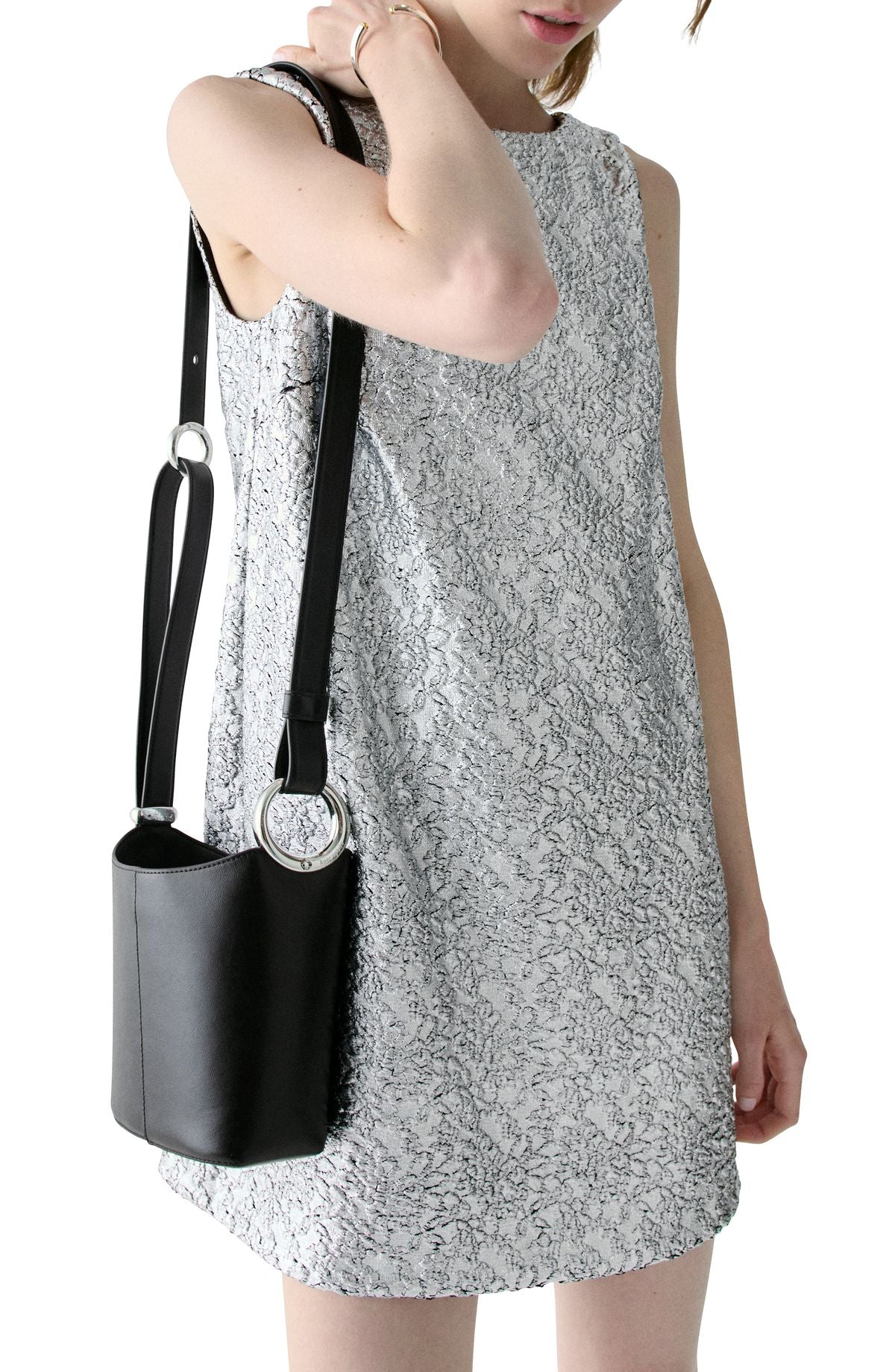 KM495-Halo Mini Bucket Bag-Black