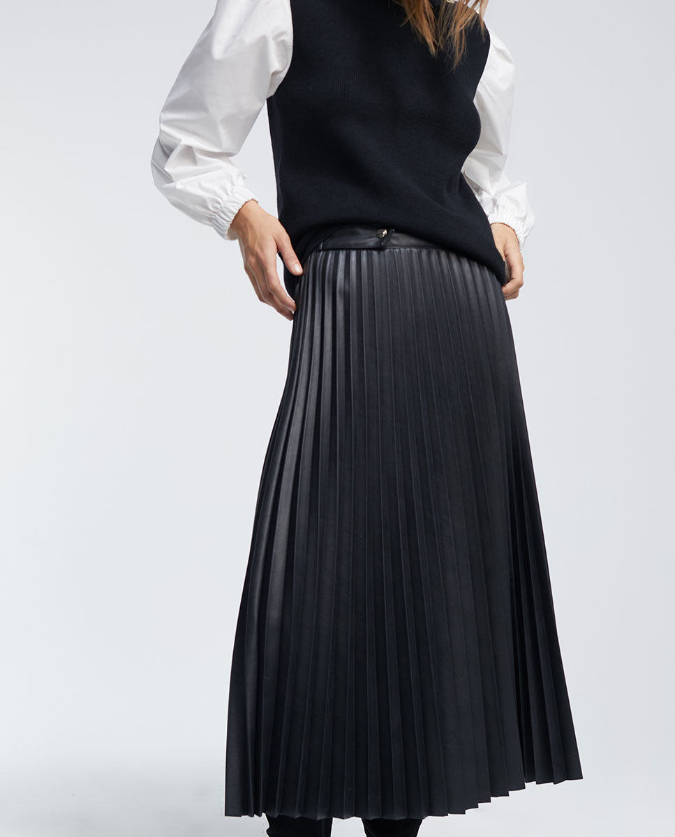 Faux leather skirt
