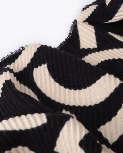 Two-tone Pleated Scarf