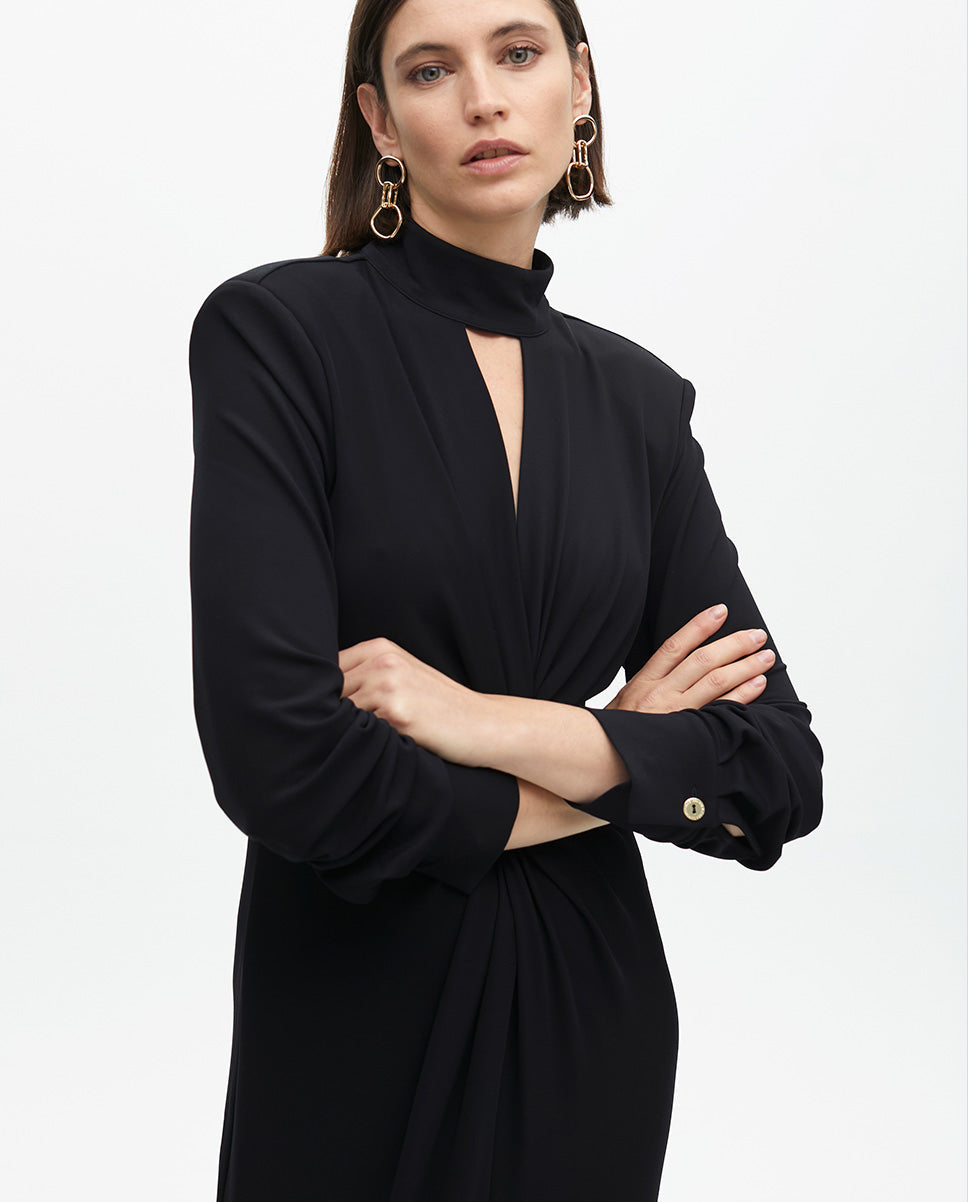 Long Dress with Neck Detail