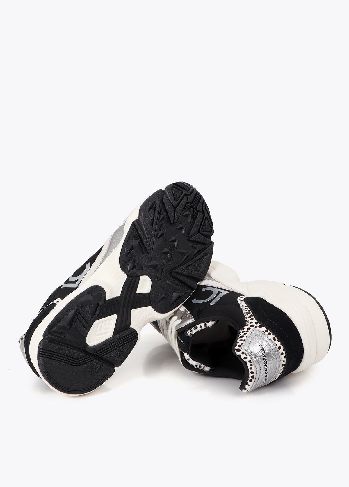 lf2605018-Sneaker with a combined running sole in different materials and leather-Black-Ecru
