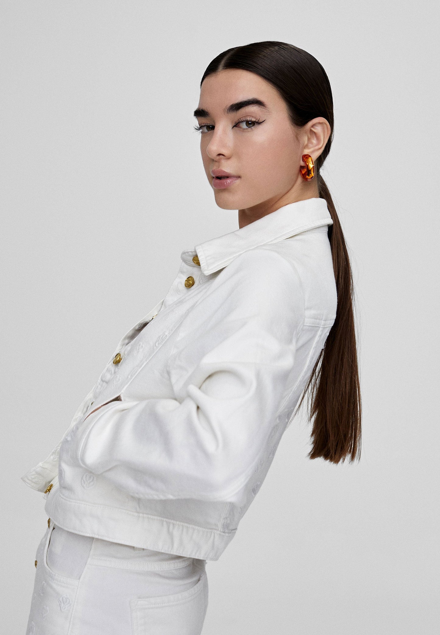 LS2402018-White-Monochrome embroidered jacket