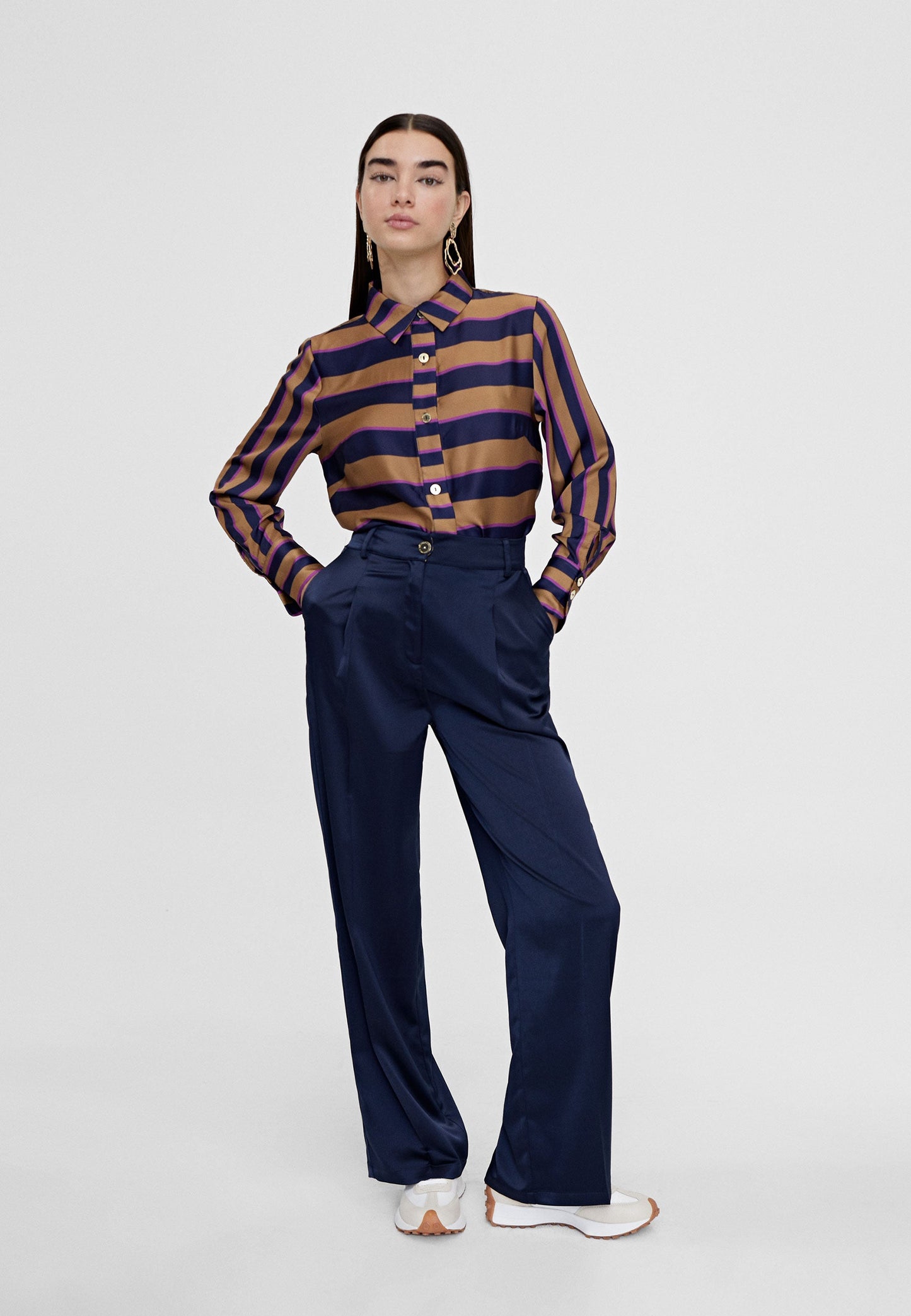 LS2414017-Navy-Straight trousers with pockets