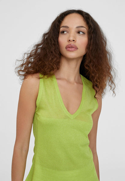 LS2415007-Pistachio-Plain-coloured knit top
