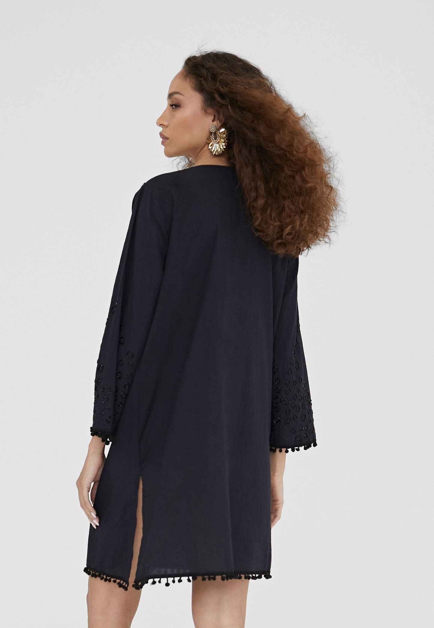 LS2416067-Black-Short embroidered caftan