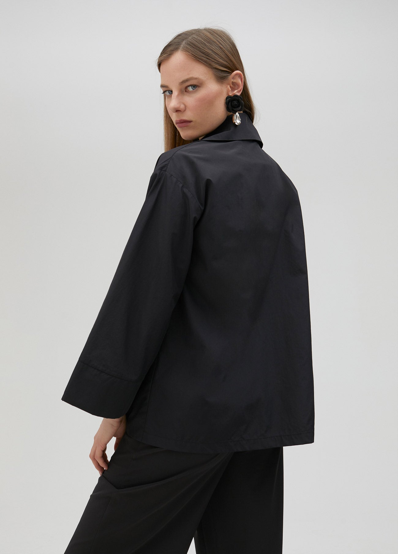 Technical blazer with kimono sleeves