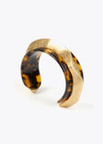 Tortoiseshell bracelet with metal piece