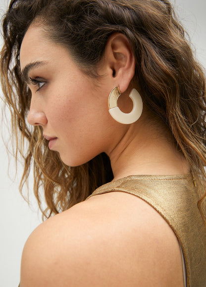 Two-tone hoop earrings