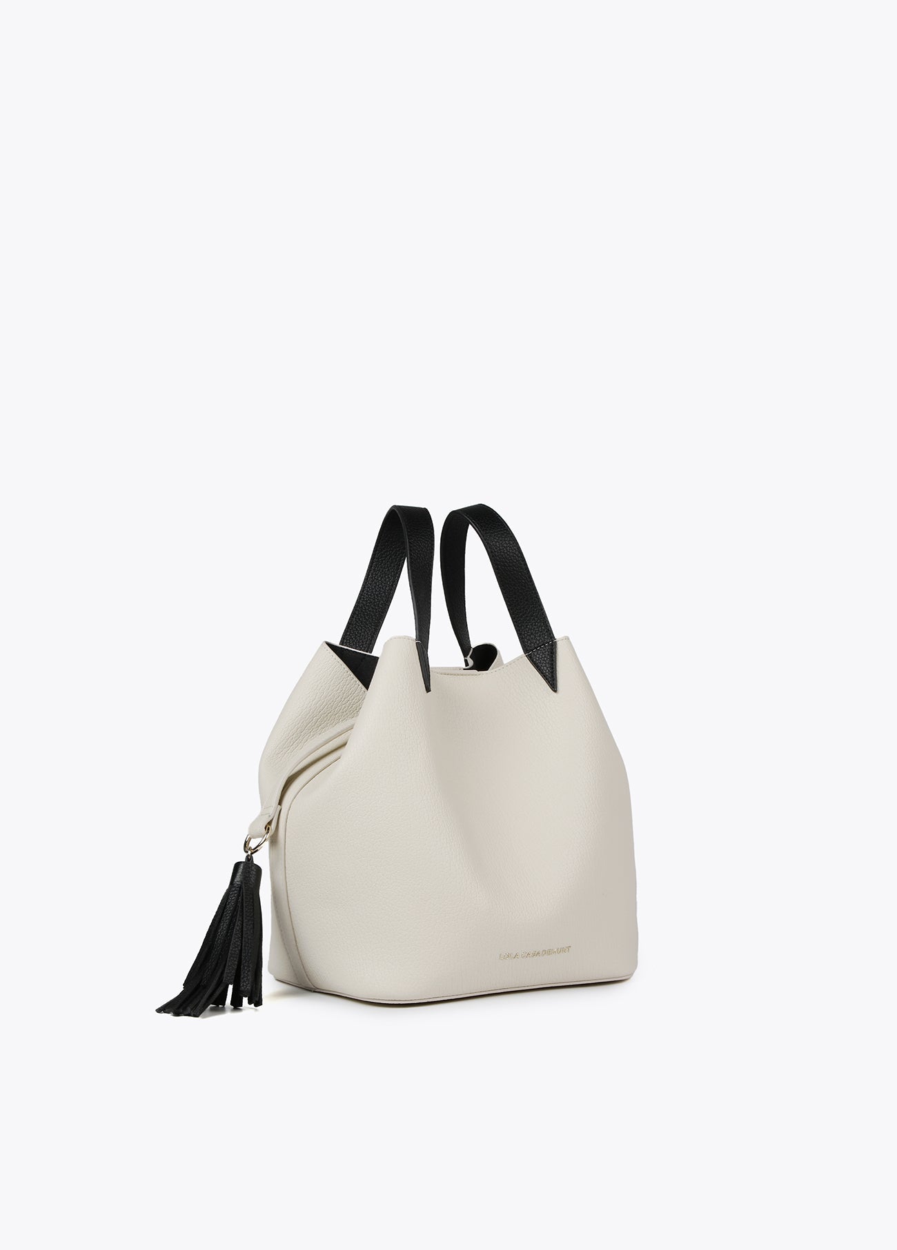 Two-tone bag with tassel