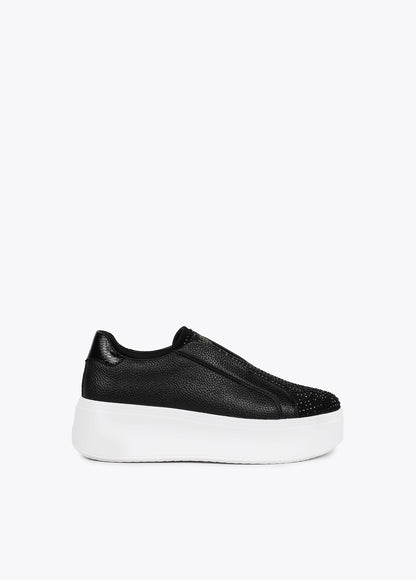 Platform trainers with crystal details