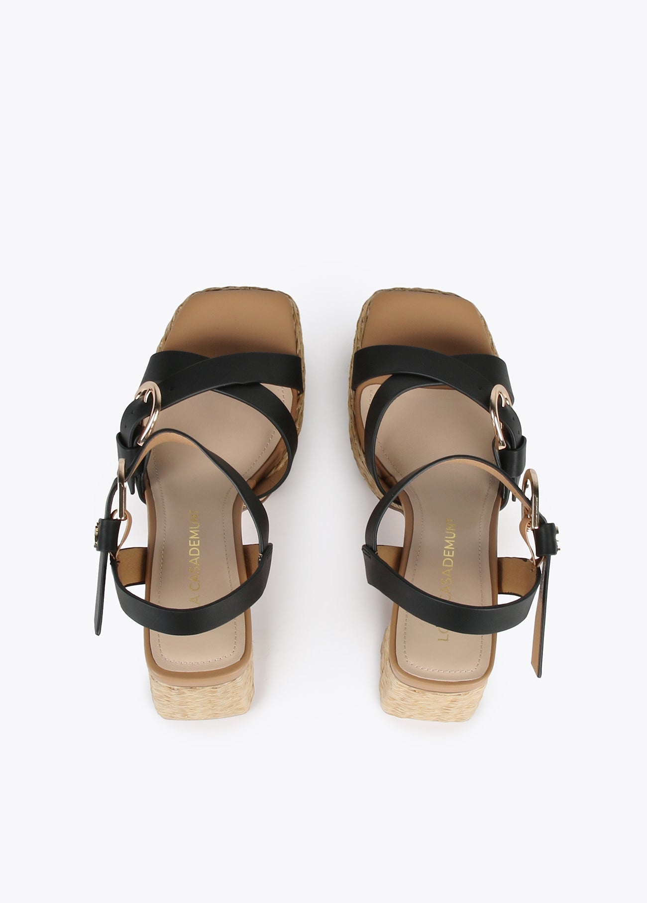 Heeled sandals with buckles