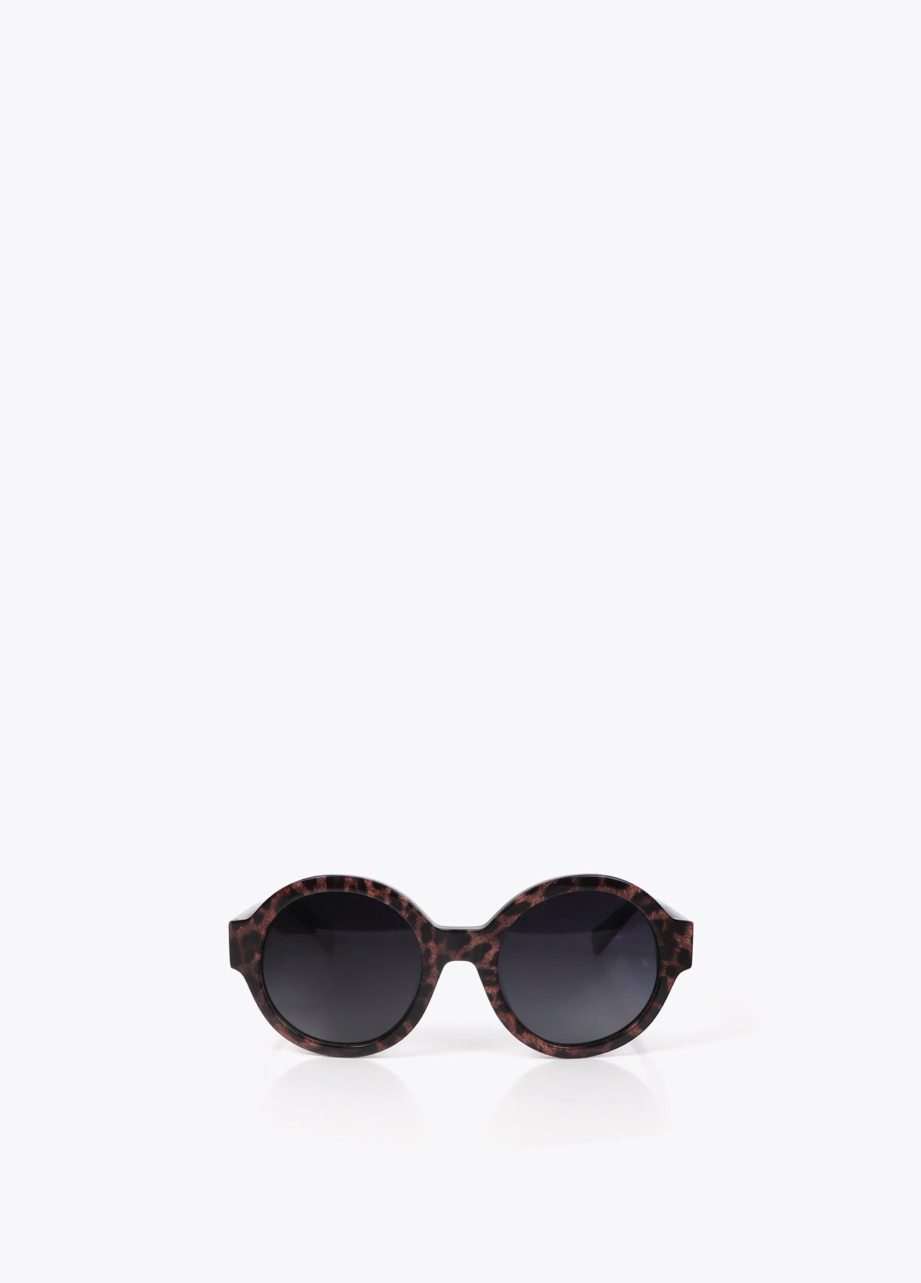 Round shape animal print  made of cellulose acetate