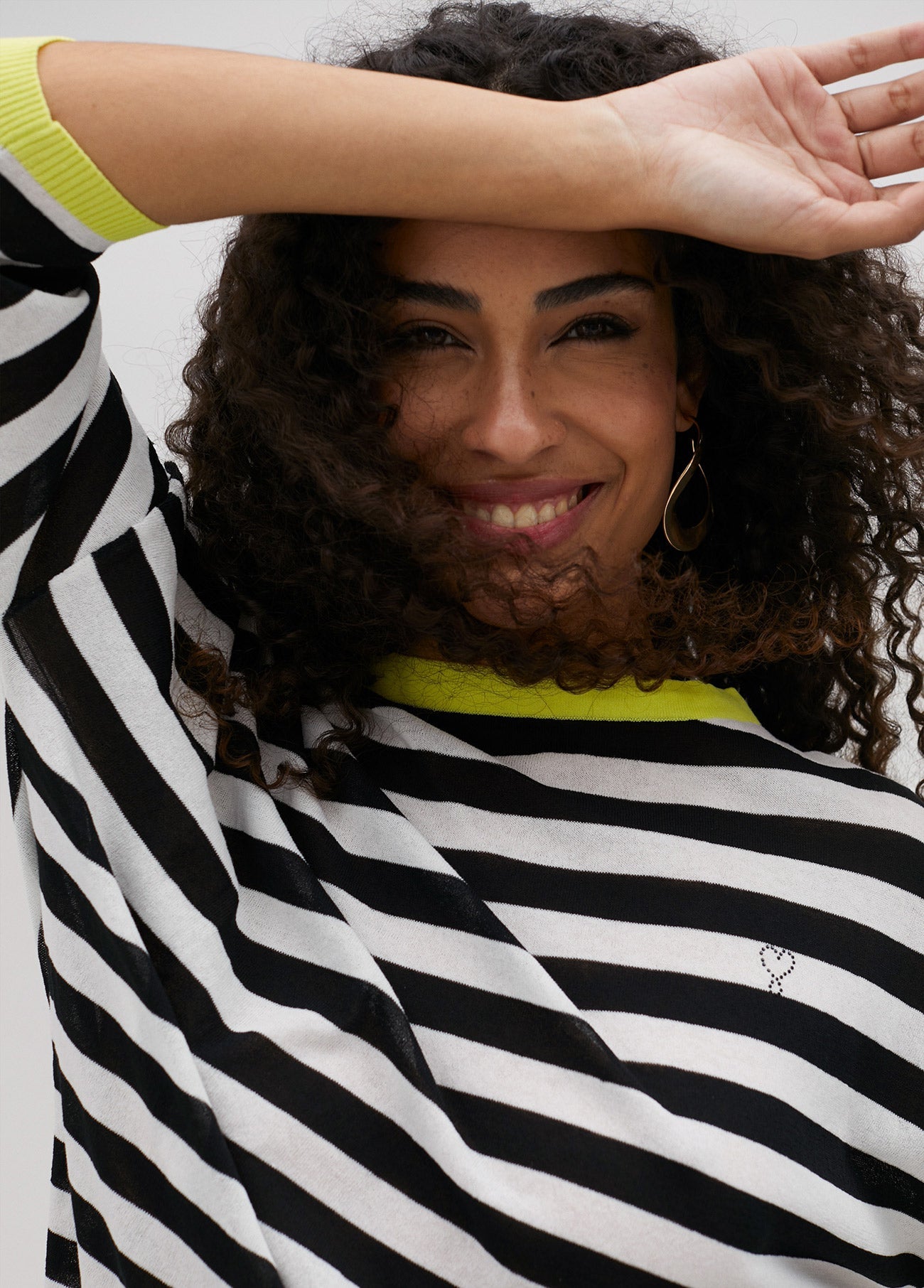 Two-tone striped fine sweater