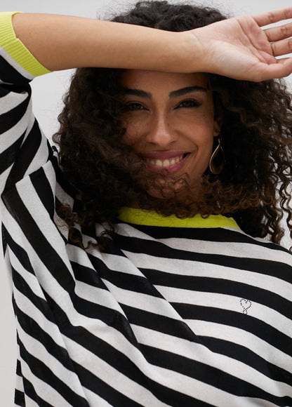 Two-tone striped fine sweater