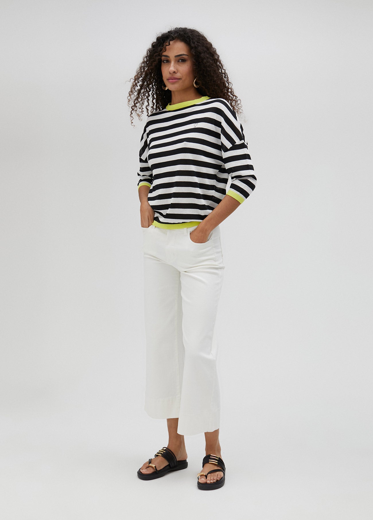 Two-tone striped fine sweater